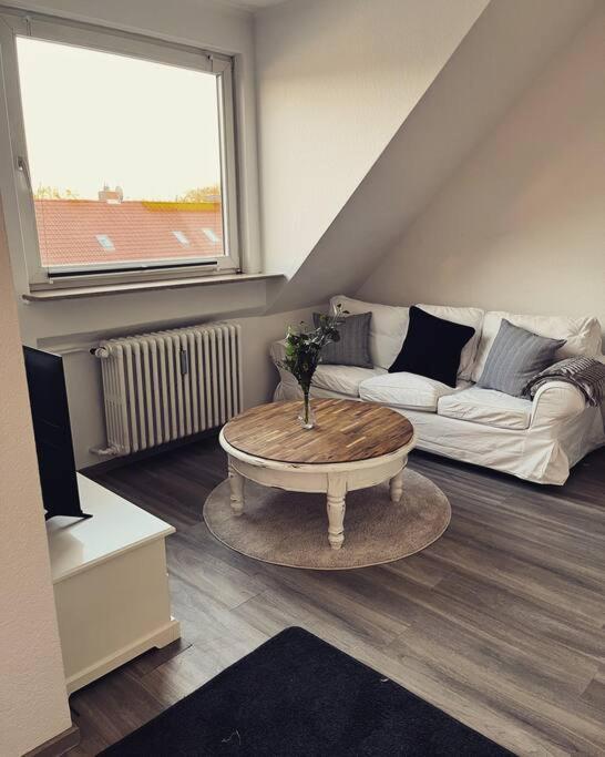 Wunderschoene 3-Zimmer Wohnung Fuer 6 Personen Bremen Exterior photo
